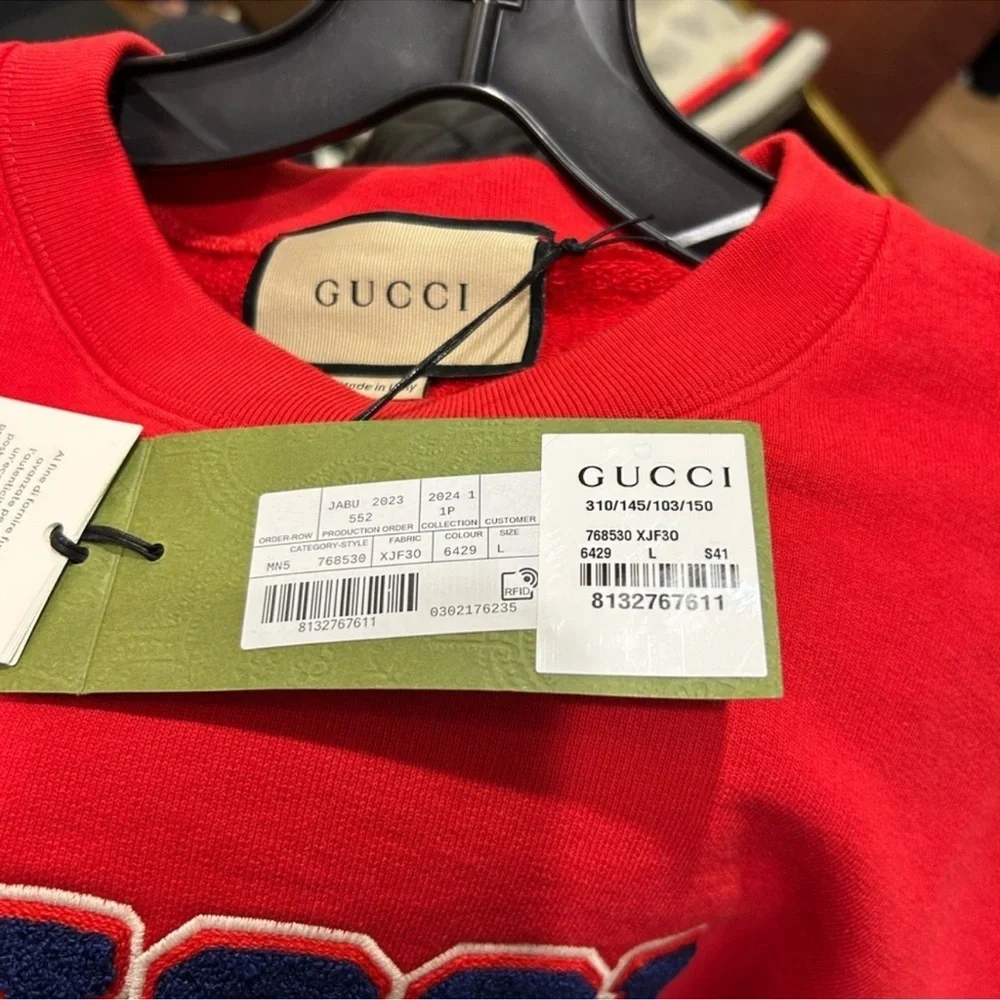 Gucci bold red